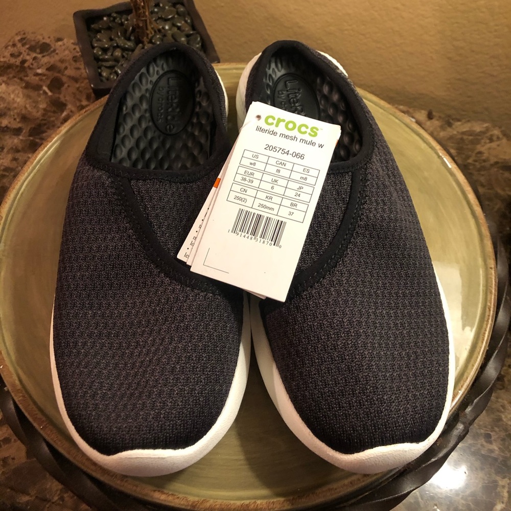 💥NWT Croc Mesh Mules💥
